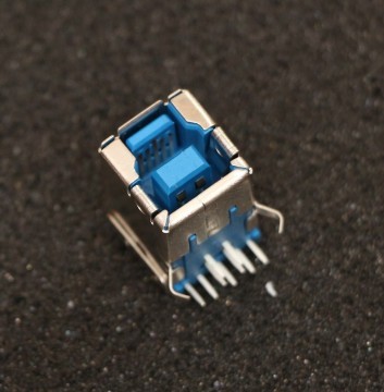 USB 3.0 Type-B 9-Pin Female Connector BF for PCB Mount