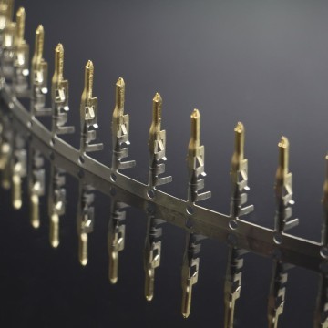 Gold-Plated ATX / PCI / EPS Connector Pins (Male)