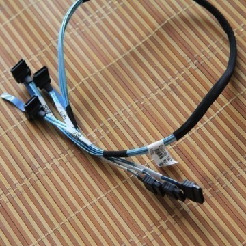 Amphenol DT SATA-3 Signal 6-Gbps Ultra High-Speed SATA III 3x Triple Cable (60cm)